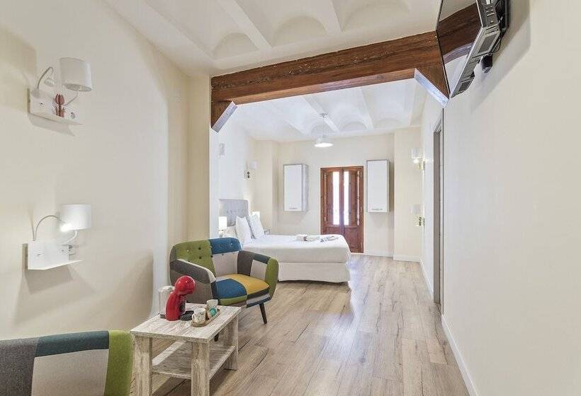 سوییت جونیور, Hostel Sea&dreams Calpe