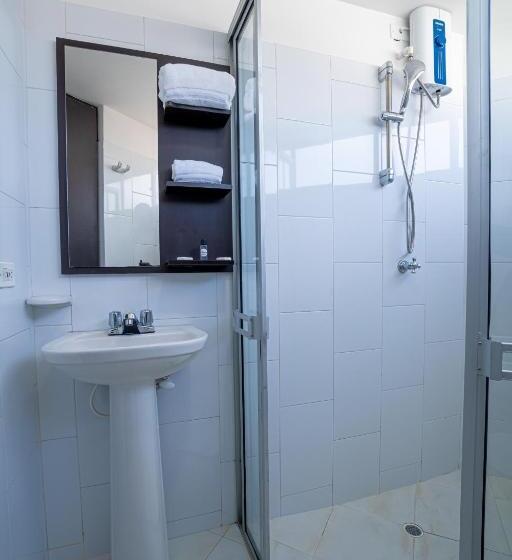 Apartamento 1 Dormitório com Sacada, Icon 48 Luxury Apartasuites