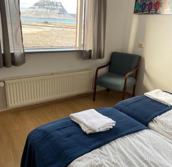 اتاق اکونومی با حمام مشترک, Kirkjufell Guesthouse And Apartments