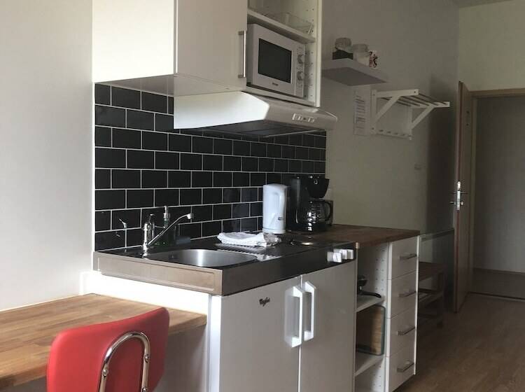 Economy Quadruple Room, Kirkjufell Guesthouse And Apartments