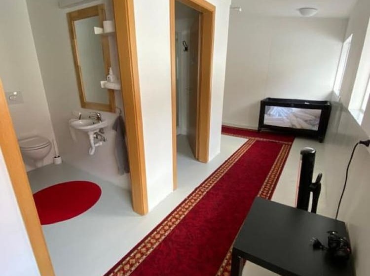 اتاق اکونومی با حمام مشترک, Kirkjufell Guesthouse And Apartments