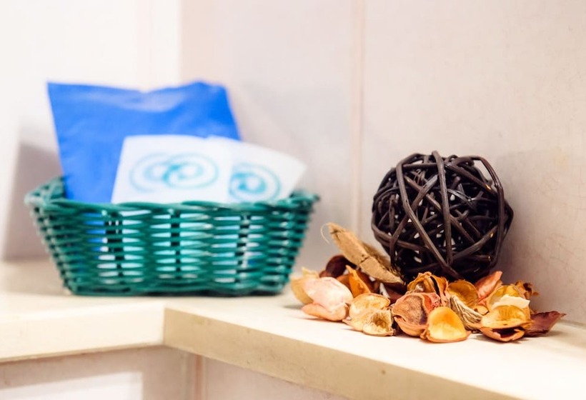 اتاق استاندارد چهار تخته, Palombella & Restaurant