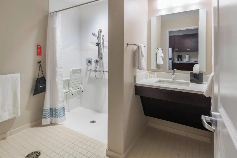Люкс Кровать Квин, Towneplace Suites By Marriott Hays