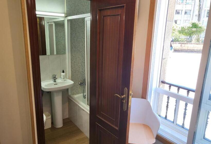 اتاق استاندارد یک نفره, Casa Maruxa Pensión