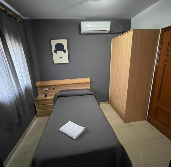 Номер Стандарт Индивидуальный, Hostal Del Carmen