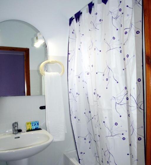 标准间, Hostal Asturias