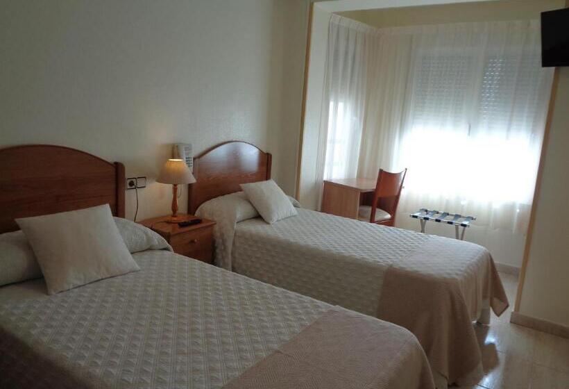 Номер Стандарт, Hostal El Retiro
