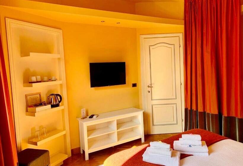 اتاق استاندارد, Lauri Loft