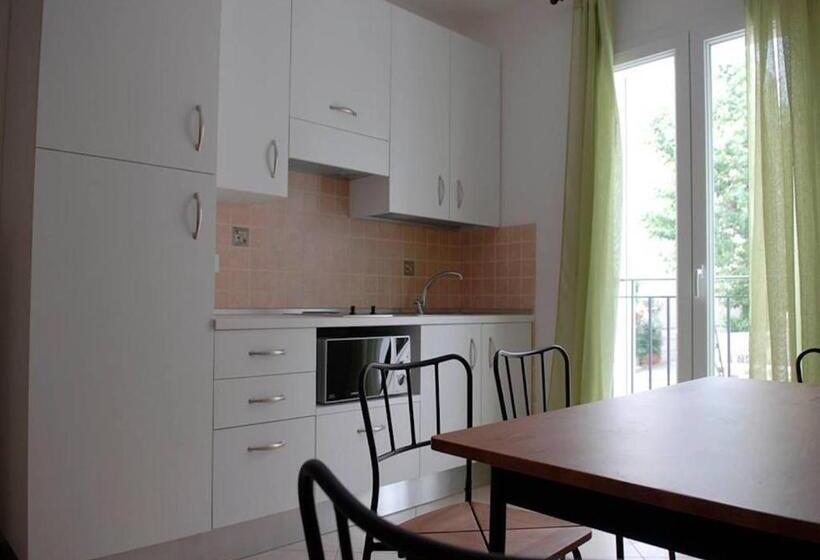 Superior Appartement met 1 Slaapkamer, Residence Meeting
