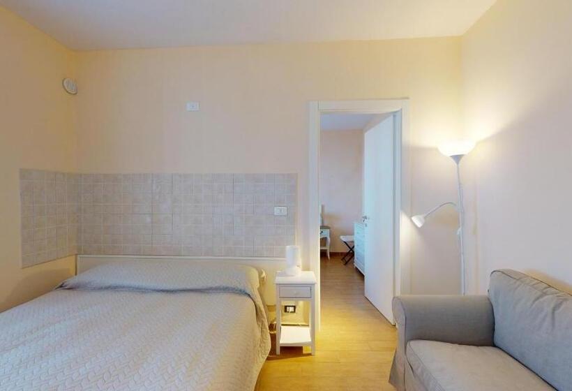 Семейный Номер, B&b La Canonica – Svegliarsi A Verezzi