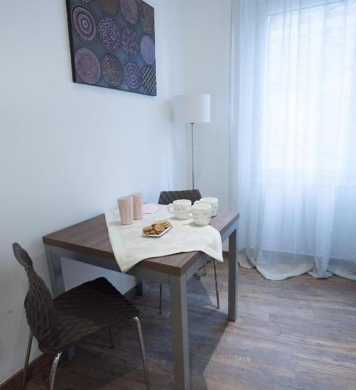 Полулюкс с Балконом, Magnifica Luxury Suites