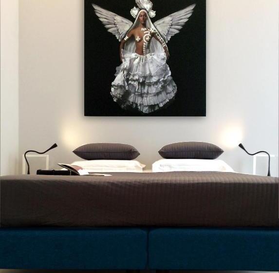 Quarto Deluxe, Re Federico Boutique