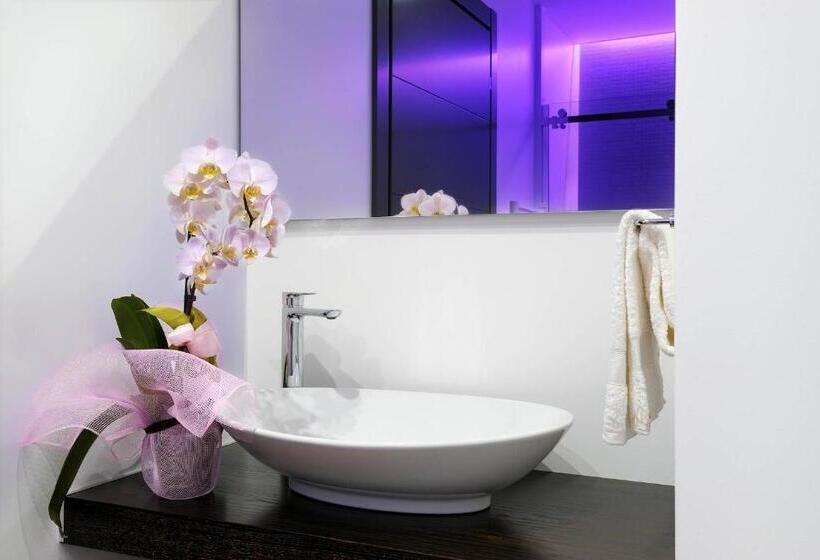 标准单人间, Urban Trend   Guest House