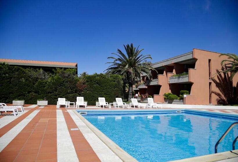 Студио Стандарт с Террасой, Appartamenti Maricampo   Helloelba