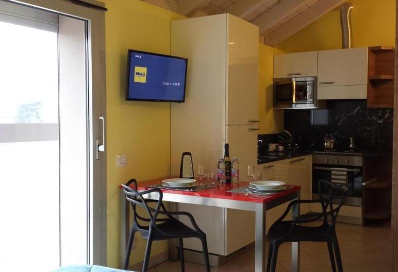 استودیوی استاندارد, Residence Luna Di Monza