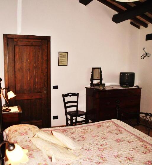 Четырехместный Номер Стандарт, Agriturismo L'antico Oliveto