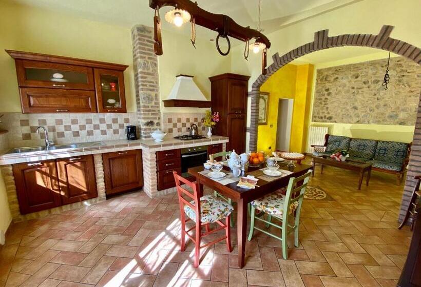 شقة غرفتين, Agriturismo L'antica Quercia