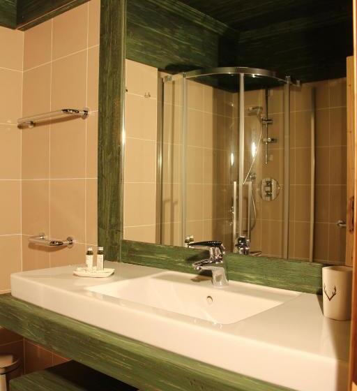 Quarto Triplo Estandar, Jägerhaus Agriturismo