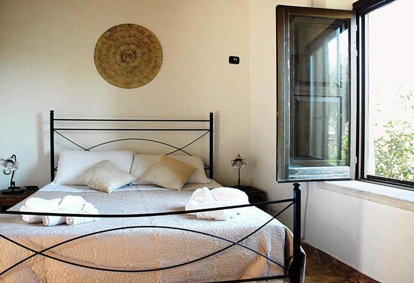 اتاق استاندارد سه نفره, Agriturismo Baglio San Nicola
