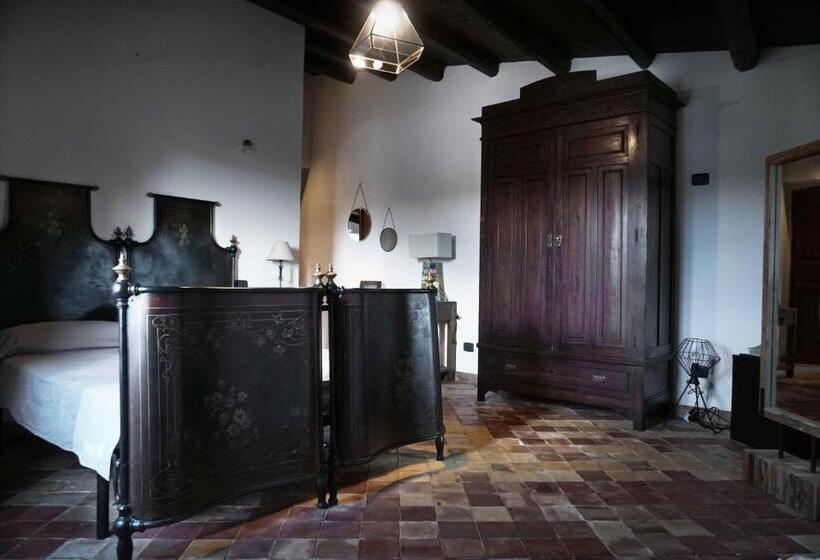 سوئیت جونیور با چشم‌انداز باغ, Agriturismo Baglio San Nicola