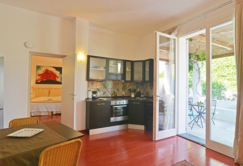 Апартаменты 1 Спальня, Il Gabbiano Relais In Stromboli