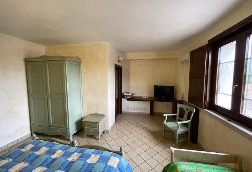 Номер Стандарт Трехместный, Agriturismo Il Pozzo