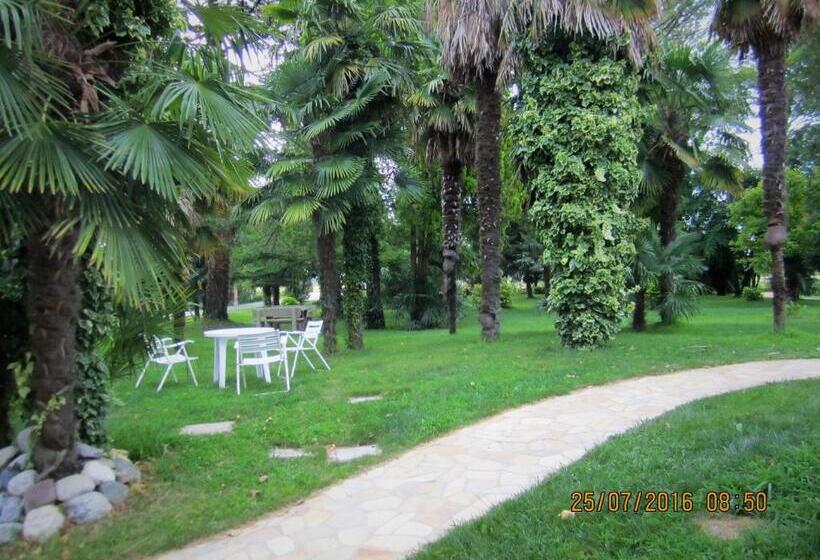 Люкс Кровать Кинг, Agriturismob&b Loggia Degli Artisti