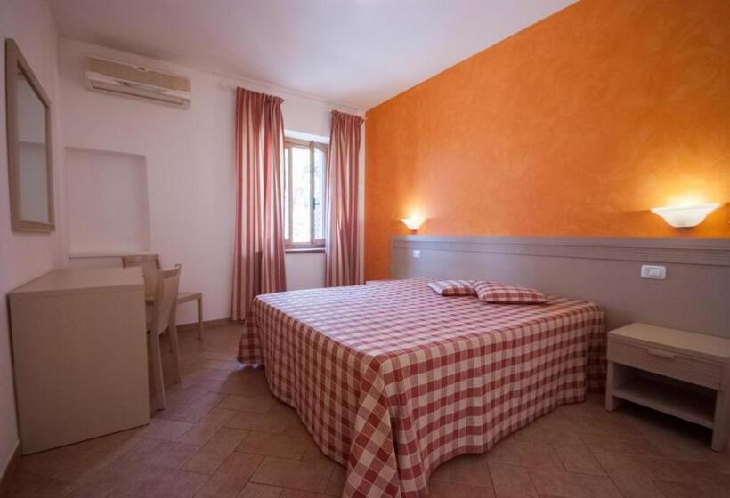 Апартаменты 2 Спальни, Residence Le Grazie Est