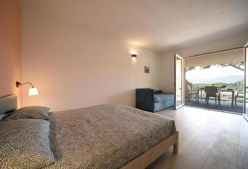 Студия Deluxe, Residence Le Grazie Est