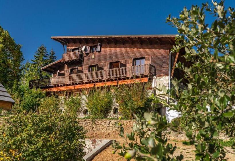سوئیت با بالکن, Chambres D'hôtes Les Murès Du Mercantour