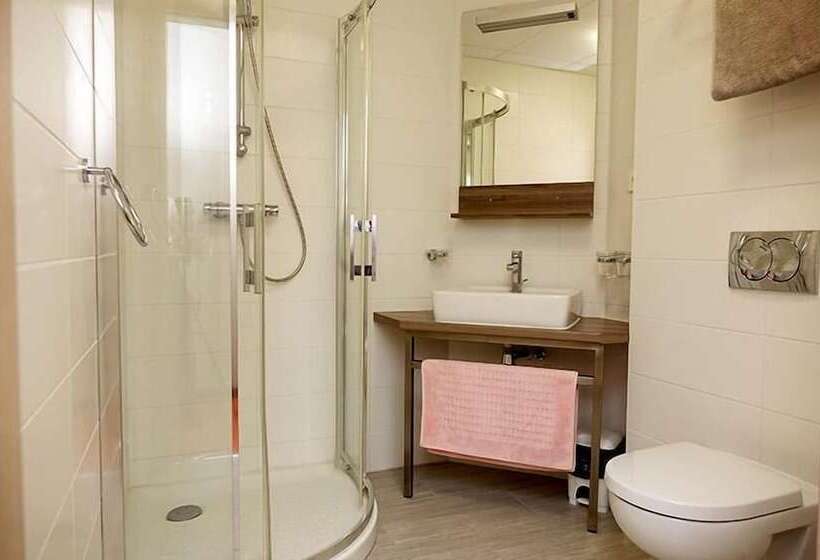 اتاق استاندارد, Auberge De Marville
