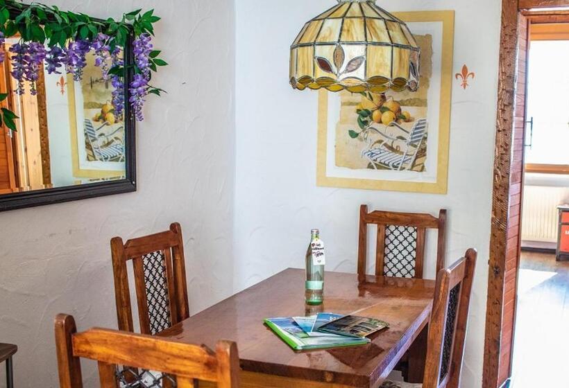 침실 2개 아파트, Gästehaus Zum Felsen