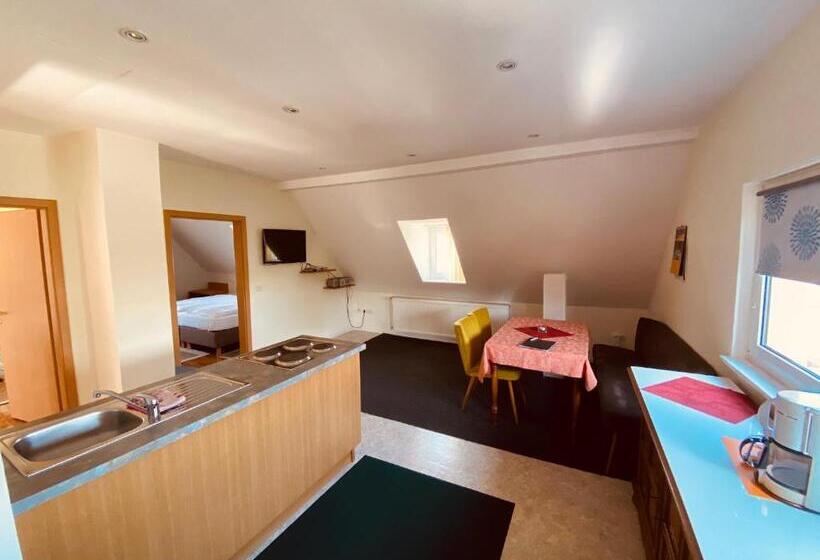 Apartamento 1 Dormitório, Ferienwohnungen Weingut Kilburg