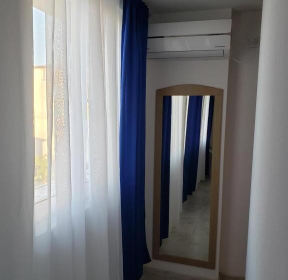 带海景标准四人间, Guest House Evtimov
