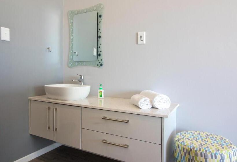 Номер Deluxe Кровать Кинг, Sky Blue Guest House