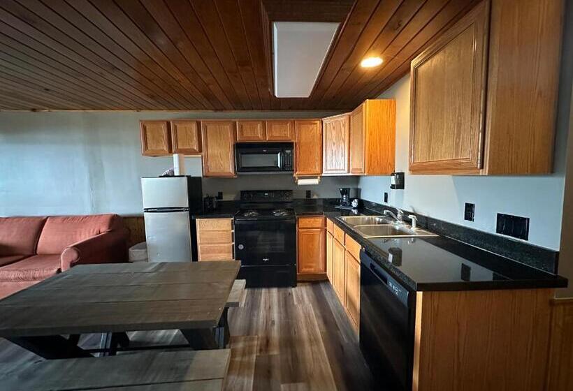 Люкс с Балконом, Canyon Lakeview Resort