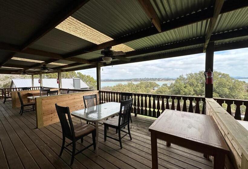 Люкс Повышенной Комфортности, Canyon Lakeview Resort