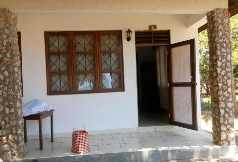 اتاق استاندارد, Southern Cross Hotel Mtwara