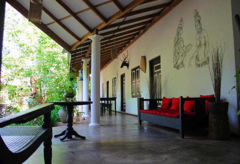 اتاق استاندارد, The Courtyard Villa