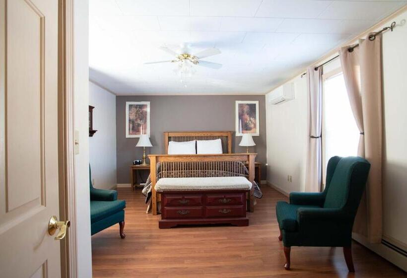 デラックススイート, Swift River Suites