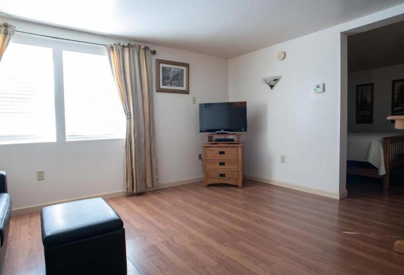 デラックスルーム, Swift River Suites