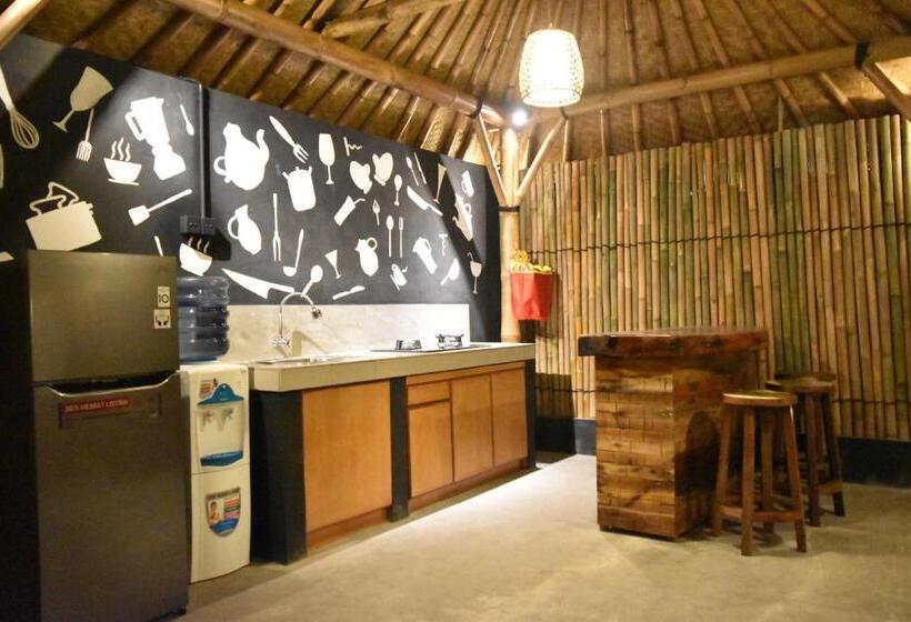 バス共有のスタンダードルーム, Salty Shakas Bamboo Stay Canggu