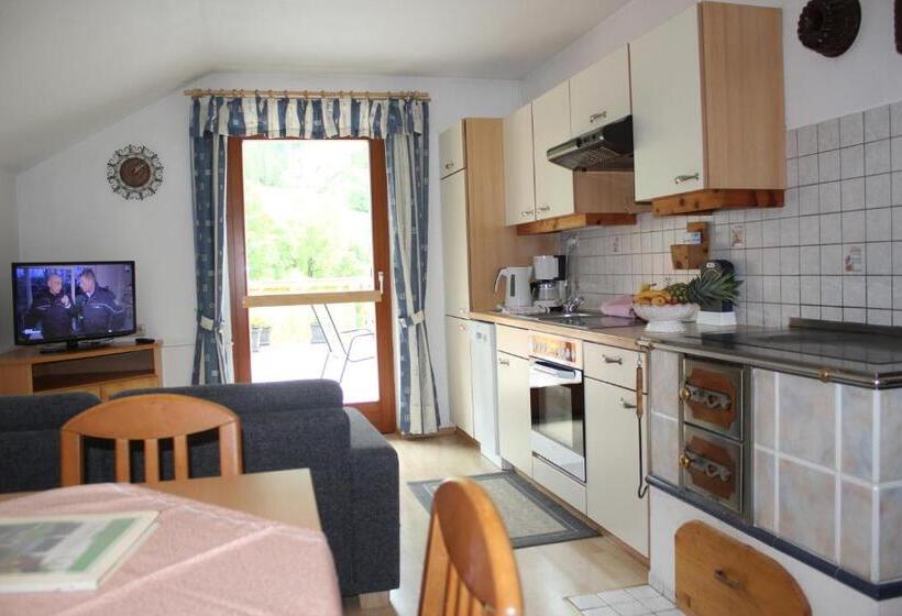 Апартаменты 2 Спальни, Familien & Wander Pension Purkhardt