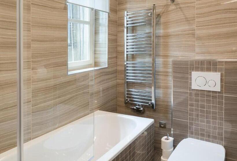 Apartamento 2 Dormitórios, Mordecai Twelve Apartments By Prague Residences