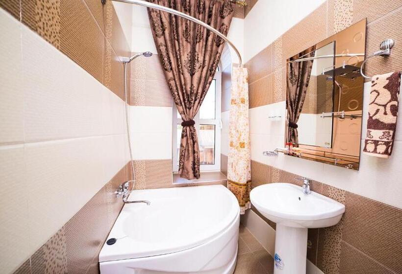 标准间, Guest House Rohat Lux