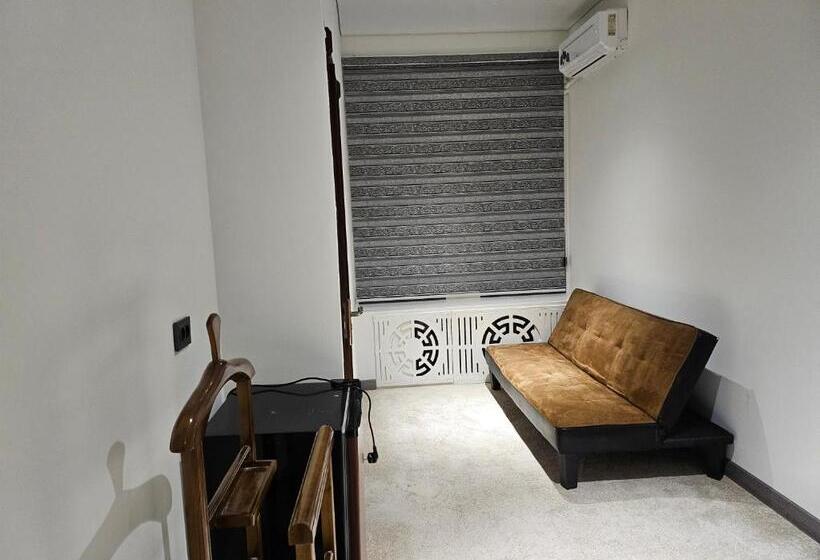 套房, Guest House Rohat Lux