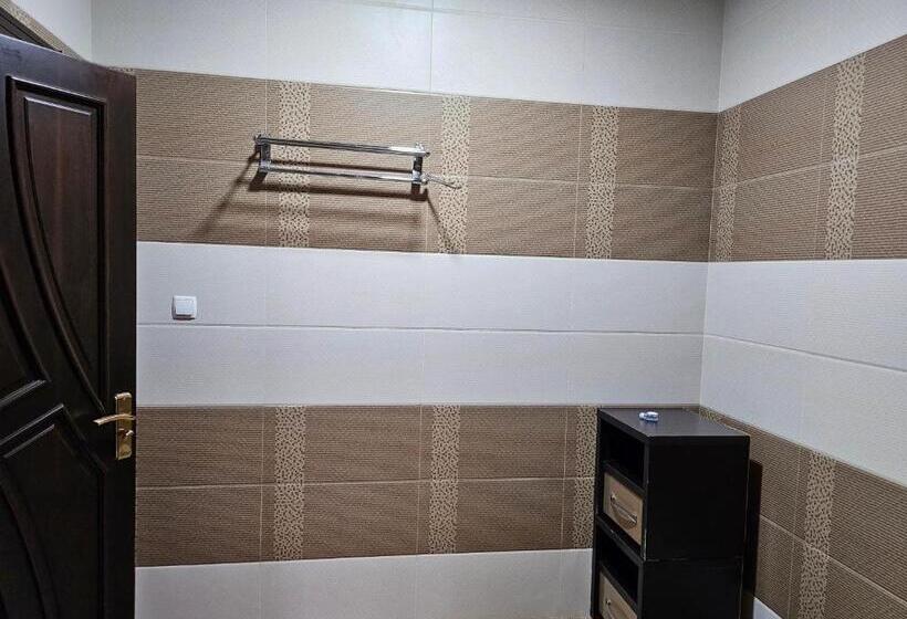 套房, Guest House Rohat Lux