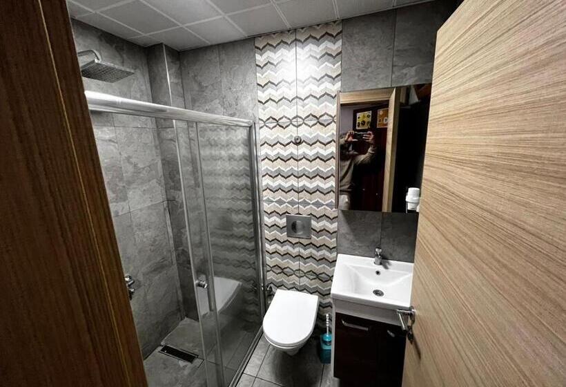 Apartamento 3 Dormitórios, Nehir Suite