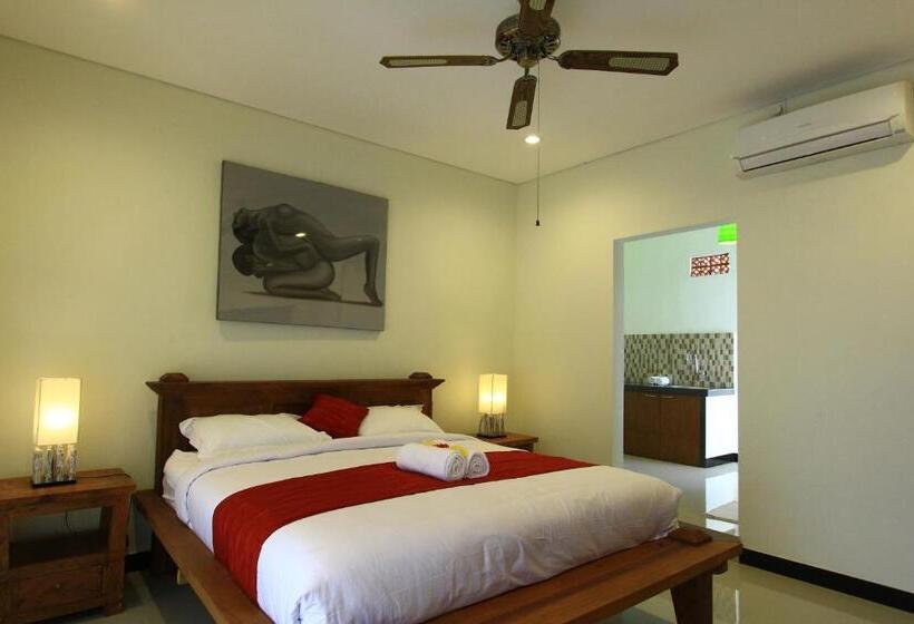 豪华房间, Ryanbagus Guest House