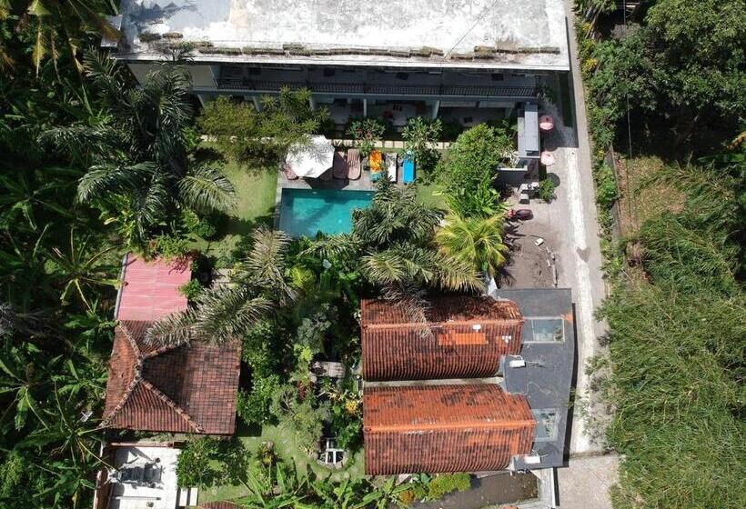 豪华房间, Ryanbagus Guest House